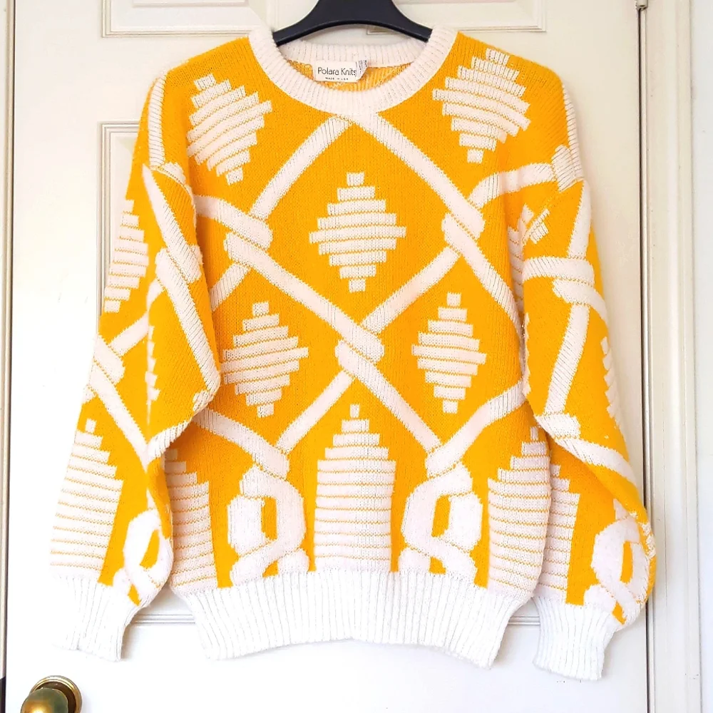 Men's Yellow & White Geometric Sweater